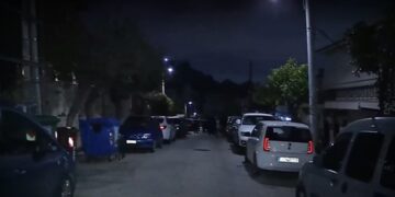 Εικόνα από την περιοχή όπου βρίσκεται το σπίτι δράστη και θύματος (πηγή: ΕΡΤ NEWS)