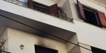 Το διαμέρισμα του Μανώλη Μαυρομμάτη μετά τη φωτιά (φωτ.: glomex)