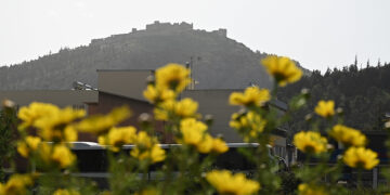 Αφρικανική σκόνη στο Άργος (φωτ.: EUROKINISSI / Βασίλης Παπαδόπουλος)