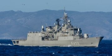 Η φρεγάτα «Ύδρα» (φωτ.: Χ / EUNAVFOR ASPIDES)