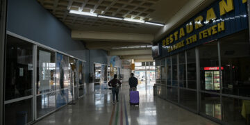 Στιγμιότυπο από το σταθμό των ΚΤΕΛ στον Κηφισό (φωτ.: αρχείο 	EUROKINISSI)