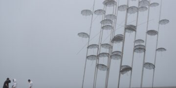 Ομιχλώδης η παραλία της Θεσσαλονίκης (φωτ.: ΜΟΤΙΟΝΤΕΑΜ/Βασίλης Βερβερίδης)