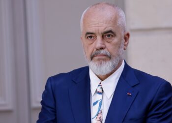 Ο Αλβανός πρωθυπουργός Έντι Ράμα τον περασμένο Απρίλιο (φωτ.: EPA/Ludovic Marin)