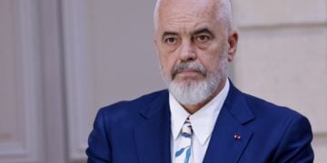 Ο Αλβανός πρωθυπουργός Έντι Ράμα (φωτ.: EPA/Ludovic Marin)