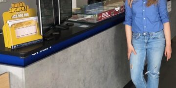 Αιμιλία Μητροπούλου, ιδιοκτήτρια καταστήματος ΟΠΑΠ στα Γιαννιτσά (φωτ.: ΟΠΑΠ)