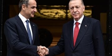 Στιγμιότυπο από τη συνάντηση Μητσοτάκη-Ερντογάν στο Μέγαρο Μαξίμου, 7 Δεκεμβρίου 2023 (φωτ.: EUROKINISSI / Μιχάλης Καραγιάννης)