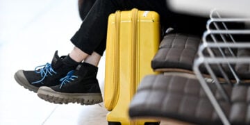 Ταξιδιώτες (φωτ.: EPA /  Filip Singer)