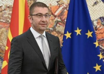 Ο πρωθυπουργός των Σκοπιών και αρχηγός του δεξιού κόμματος VMRO-DPMNE Χρίστιαν Μίτσκοσκι (φωτ.: EPA/Georgi Licovski)