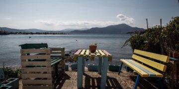 Μια όμορφη γωνιά του Πηλίου στον παραδοσιακό οικισμό της Αγίας Κυριακής (φωτ.: EUROKINISSI/Θανάσης Καλλιάρας)