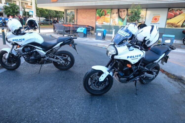 Πειραιάς: Ανταλλαγή πυροβολισμών με έναν νεκρό και έναν τραυματία