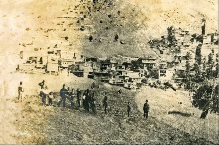 Φωτογραφία από τη Βαρενού Χαλδίας (φωτ.: «Ποντιακή Εστία»)