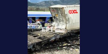 Το κοντέινερ θα εξεταστεί από εμπειρογνώμονες (φωτ.: ertnews.gr)