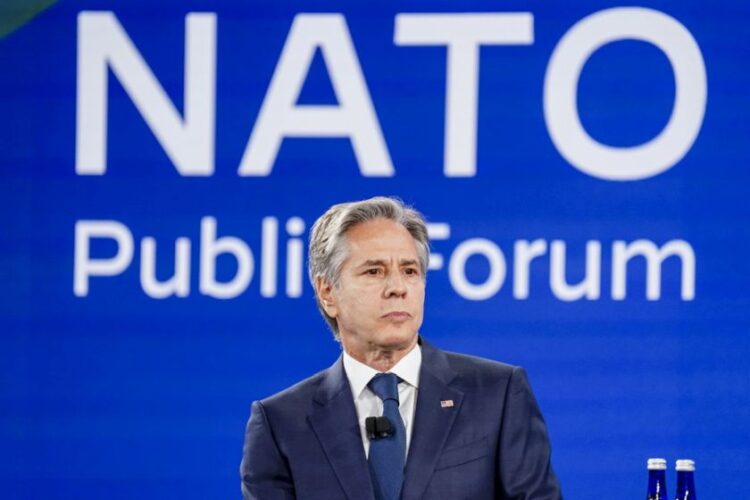 Ο υπουργός Εξωτερικών των ΗΠΑ Άντονι Μπλίνκεν στη Σύνοδο Κορυφής του NATO, στην Ουάσινγκτον (φωτ.:   EPA/ SHAWN THEW)