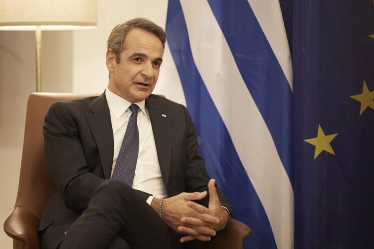 Ο Κυριάκος Μητσοτάκης στο Προεδρικό Μέγαρο της Κύπρου, στη 
Λευκωσία, το Σάββατο 20 Ιουλίου 2024 (φωτ.:  ΑΠΕ-ΜΠΕ/ Γρ. Τύπου Πρωθυπουργού/Δημήτρης Παπαμήτσος)
