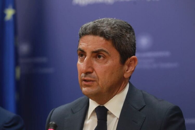 Ο πρώην υπουργός και βουλευτής Ηρακλείου Λευτέρης Αυγενάκης (φωτ.: ΑΠΕ-ΜΠΕ/ Αλέξανδρος Βλάχος)
