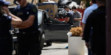 Στο σημείο του εγκλήματος, στη συμβολή των οδών 25ης Μαρτίου και Κρήτης στο Ψυχικό
(φωτ.: Σωτήρης Δημητρόπουλος/EUROKINISSI)