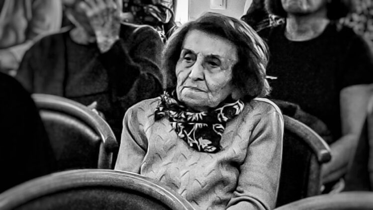 Η Γενοβέφα Ιακωβίδου-Πουλτσίδου (φωτ.: Εύξεινος Λέσχη Ποντίων Νάουσας)