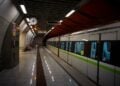 Στο μετρό της Αθήνας (φωτ.: EUROKINISSI / Γιώργος Κονταρίνης)