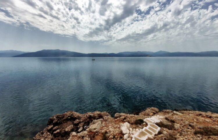 Έντονη συννεφιά στην περιοχή του Ναυπλίου (φωτ.: ΑΠΕ-ΜΠΕ/Ευάγγελος Μπουγιώτης)