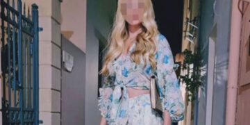 Η 43χρονη «Νάνσυ» που φέρεται να έκανε κουμάντο στο κύκλωμα των εκβιαστών (πηγή: ΕΡΤ)