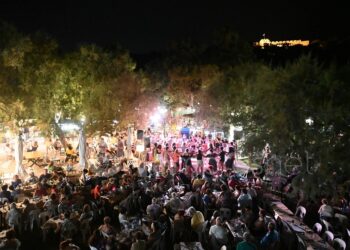 Στιγμιότυπο από το περσινό πανηγύρι (φωτ.: emprosnet.gr)
