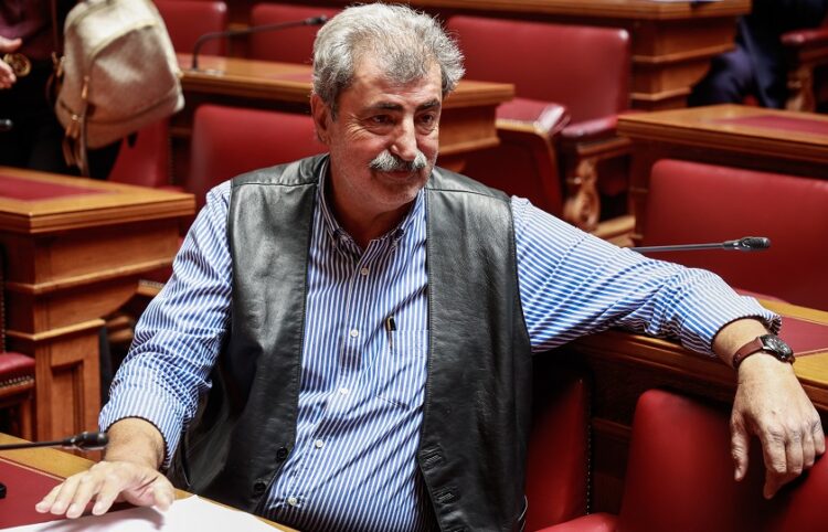 Ο Παύλος Πολάκης στο έδρανό του στη Βουλή (φωτ.: EUROKINISSI / Γιώργος Κονταρίνης)