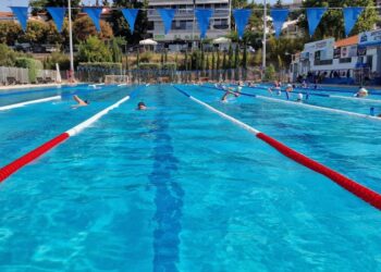 Η δημοτική πισίνα του Ωραιοκάστρου (φωτ.: ΑΠΕ-ΜΠΕ)