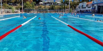 Η δημοτική πισίνα του Ωραιοκάστρου (φωτ.: ΑΠΕ-ΜΠΕ)