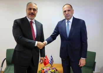 Γεραπετρίτης-Φιντάν κατά τη συνάντησή τους στις Βρυξέλλες, στο περιθώριο άτυπου συμβουλίου της ΕΕ (φωτ. αρχείου: Χ / Υπουργείο Εξωτερικών)