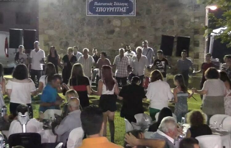 Στιγμιότυπο από παλιότερο αντάμωμα στον Σπουργίτη Κιλκίς (φωτ.: YouTube)