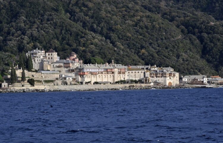 Η Μονή Ξενοφώντος στο Άγιο Όρος (φωτ. αρχείου: ΑΠΕ-ΜΠΕ/Δημήτρης Πανάγος)