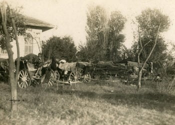 Καταυλισμός προσφύγων στο Κάραγατς, κατά την εκκένωση της Ανατολικής Θράκης το 1922 (πηγή: Φωτογραφικό Αρχείο ΙΕΕΕ–ΕΙΜ)