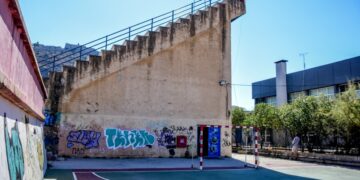 Η κερκίδα από την οποία έπεσε το άτυχο αγόρι στο δημοτικό γήπεδο Ναυπλίου (φωτ.: EUROKINISSI/Βασίλης Παπαδόπουλος)