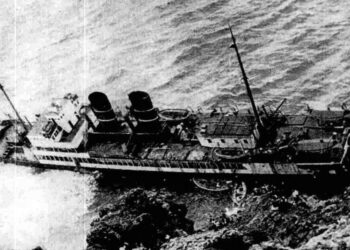 Το ατμόπλοιο «Αδρίας» (φωτ.: ΑΠΕ-ΜΠΕ / Αρχείο Κώστα Θωκταρίδη)