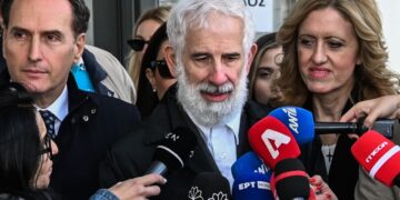 Δίκη του ηθοποιού Πέτρου Φιλιππίδη στο Μικτό Ορκωτό Δικαστήριο για τις κατηγορίες της απόπειρας βιασμού σε βάρος δύο γυναικών και του βιασμού σε τετελεσμένη μορφή κατά ακόμα μιας γυναίκας, Δευτέρα 11 Νοεμβρίου 2024. ( Φωτ.: Eurokinissi/Κώστας Τζούμας)