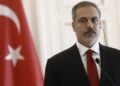 Ο Χακάν Φιντάν σε παλαιότερη κοινή συνέντευξη Τύπου στο ελληνικό υπουργείο Εξωτερικών στην Αθήνα (φωτ.: ΕΡΑ/Γιάννης Κολεσίδης)