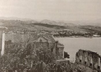 Άποψη της ελληνικής και της αρμενικής συνοικίας στα Κοτύωρα (φωτ.: «Η Έξοδος», τόμος ΙΑ’, «Μαρτυρίες από τον Δυτικό παράλιο Πόντο και την Παφλαγονία»)