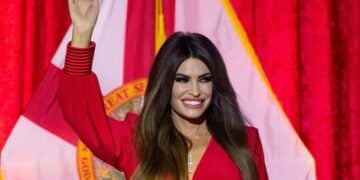 (Φωτ.: x.com/kimguilfoyle)