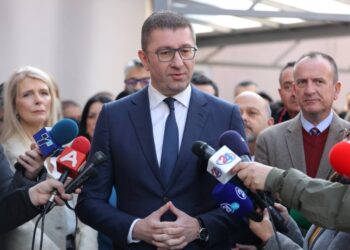 Ο πρωθυπουργός των Σκοπίων Χρίστιαν Μίτσκοσκι (φωτ.: facebook/Hristijan Mickoski)