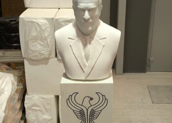 Η προτομή του Στάθη Πελαγίδη (φωτ.: Facebook / Οργάνωση Ποντίων Νομού Καστοριάς)
