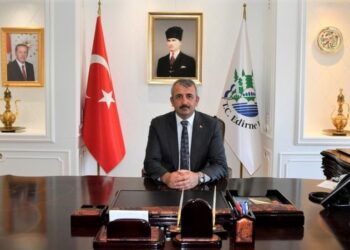 Ο νομάρχης Αδριανούπολης Γιουνούς Σεζέρ (πηγή: edirne.gov.tr)