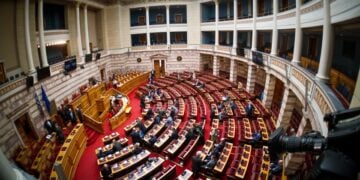 Συζήτηση στην Ολομέλεια της Βουλής, Τρίτη 4 Μαρτίου 2025 (φωτ.: Eurokinissi/Γιώργος Κονταρίνης)
