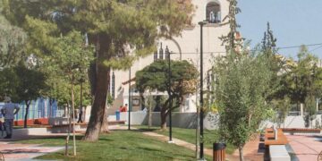 Η πλατεία Αγίου Γεωργίου που μετονομάζεται σε πλατεία Αγίου Γεωργίου - Μικρασιατών Αγωνιστών 1821 (πηγή: facebook.com/Αρχοντία Παπαδοπούλου)