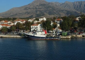 Το λιμάνι της Καμαριώτισσας στη Σαμοθράκη (φωτ.: Eurokinissi/Χρήστος Μπόνης)