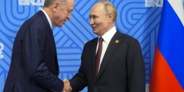 (Φωτ. αρχείου: EPA / Alexander Zemlianichenko)