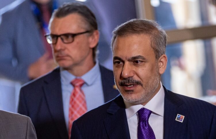 Ο υπουργός Εξωτερικών της Τουρκίας Χακάν Φιντάν στη διάρκεια παλιότερης διάσκεψης του ΝΑΤΟ (φωτ.: EPA/Martin Divisek/Pool)