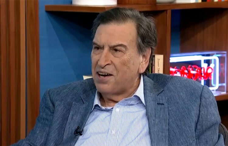 Στιγμιότυπο από συνέντευξή του στην ΕΡΤ