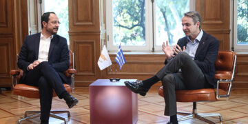 Συνάντηση του Κυριάκου Μητσοτάκη με τον Νίκο Χριστοδουλίδη, στο Μέγαρο Μαξίμου (φωτ.: EUROKINISSI / Γιάννης Παναγόπουλος)