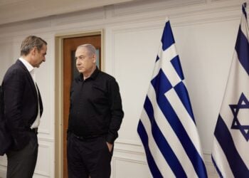 Από αριστερά, ο πρωθυπουργός Κυριάκος Μητσοτάκης με τον Ισραηλινό ομόλογό του Μπενιαμίν Νετανιάχου (φωτ.: Γραφείο Τύπου Πρωθυπουργού/Δημήτρης Παπαμήτσος)