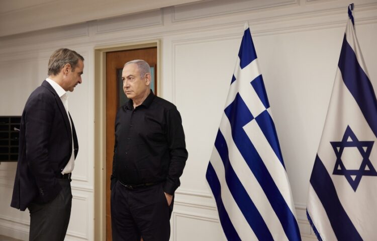 Από αριστερά, ο πρωθυπουργός Κυριάκος Μητσοτάκης με τον Ισραηλινό ομόλογό του Μπενιαμίν Νετανιάχου (φωτ.: Γραφείο Τύπου Πρωθυπουργού/Δημήτρης Παπαμήτσος)